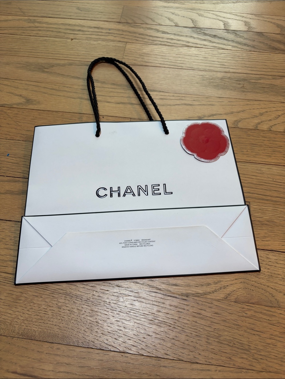CHANEL Gift/Shopping Bag - White with red flower